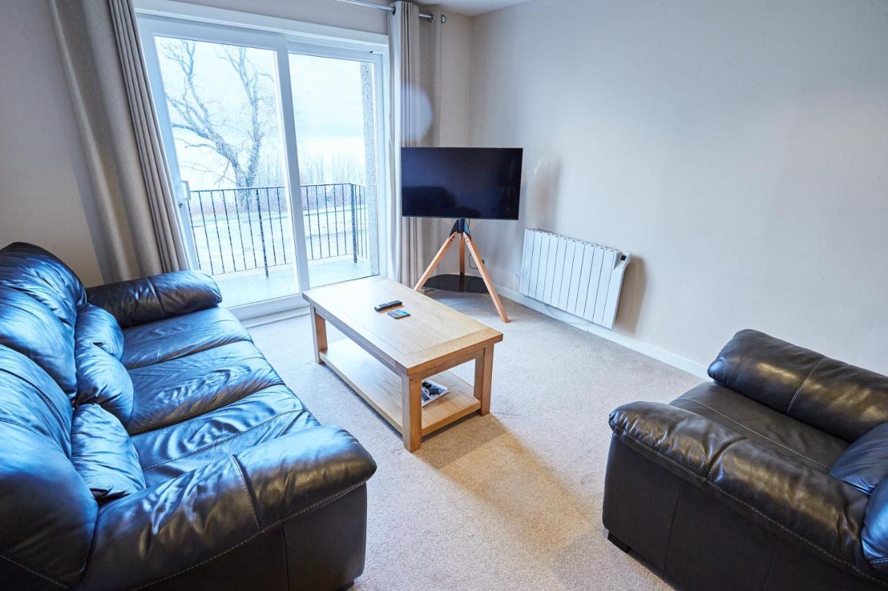 Etive, Beautiful Lochside Apartment With Balcony Fort William Exterior foto